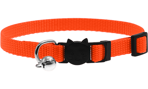 Verstelbare breakaway kattenhalsband in rood, lichtgewicht, met veiligheidsgesp en kleine zilveren bel.