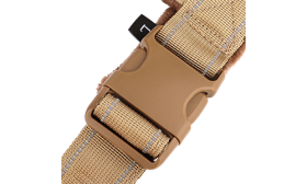 Bruin zacht gevoerd reflecterend hondenharnas met anti-trek ontwerp, verbeterde zichtbaarheid, comfortabele pasvorm.