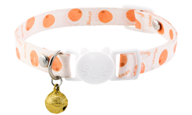Breakaway kattenhalsband met oranje ontwerp, verstelbaar en lichtgewicht voor comfort, met witte gesp en gouden bel.
