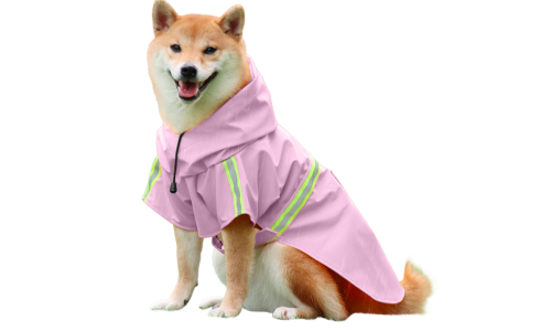 Shiba Inu in waterdichte roze regenjas met reflecterende strips, gemakkelijk aan te trekken, makkelijk aan te trekken.