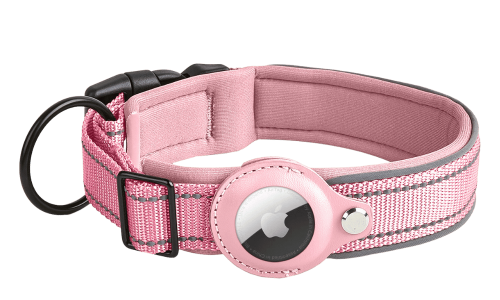 Lichtroze reflecterende hondenhalsband met AirTag-houder, verstelbaar, lichtgewicht nylon, voor tracking en zichtbaarheid.