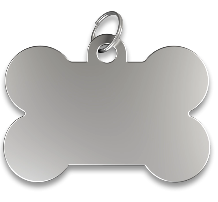 Gegraveerde Hondenpenning Bot Zilveren botvormige hondenpenning met gladde afwerking, zilveren ring, personaliseerbaar met gegraveerde hondennaam.